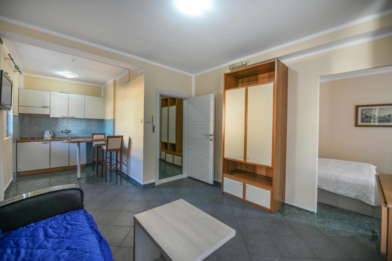 Jolly Apartments Budva Exterior foto